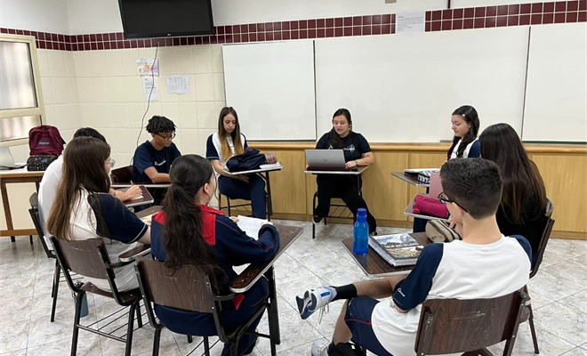 3� S�rie do EM - Clube do Livro