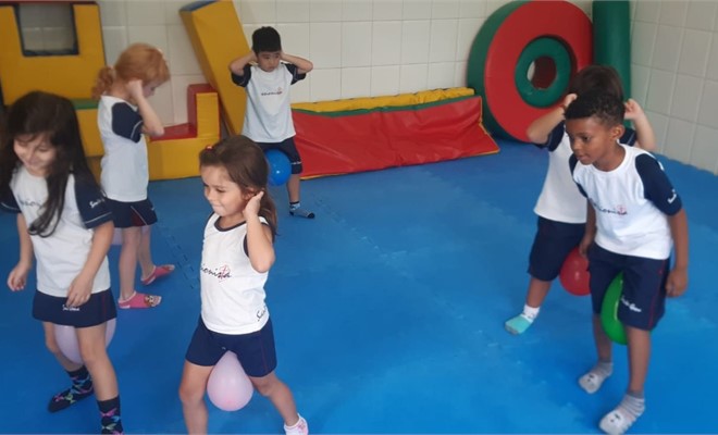 Atividade com bal�es