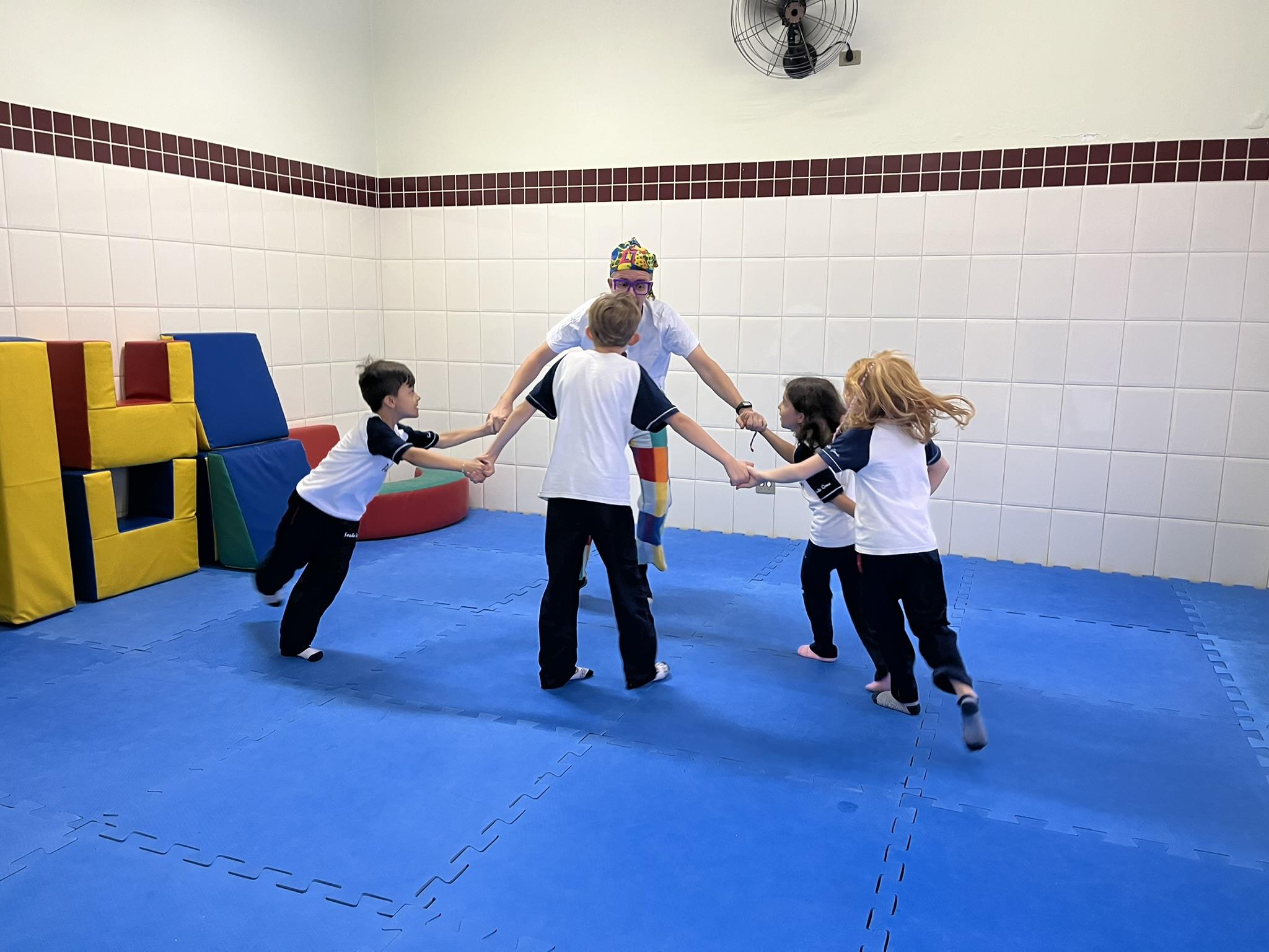 Circoterapia - Aula Experimental Santa Gema