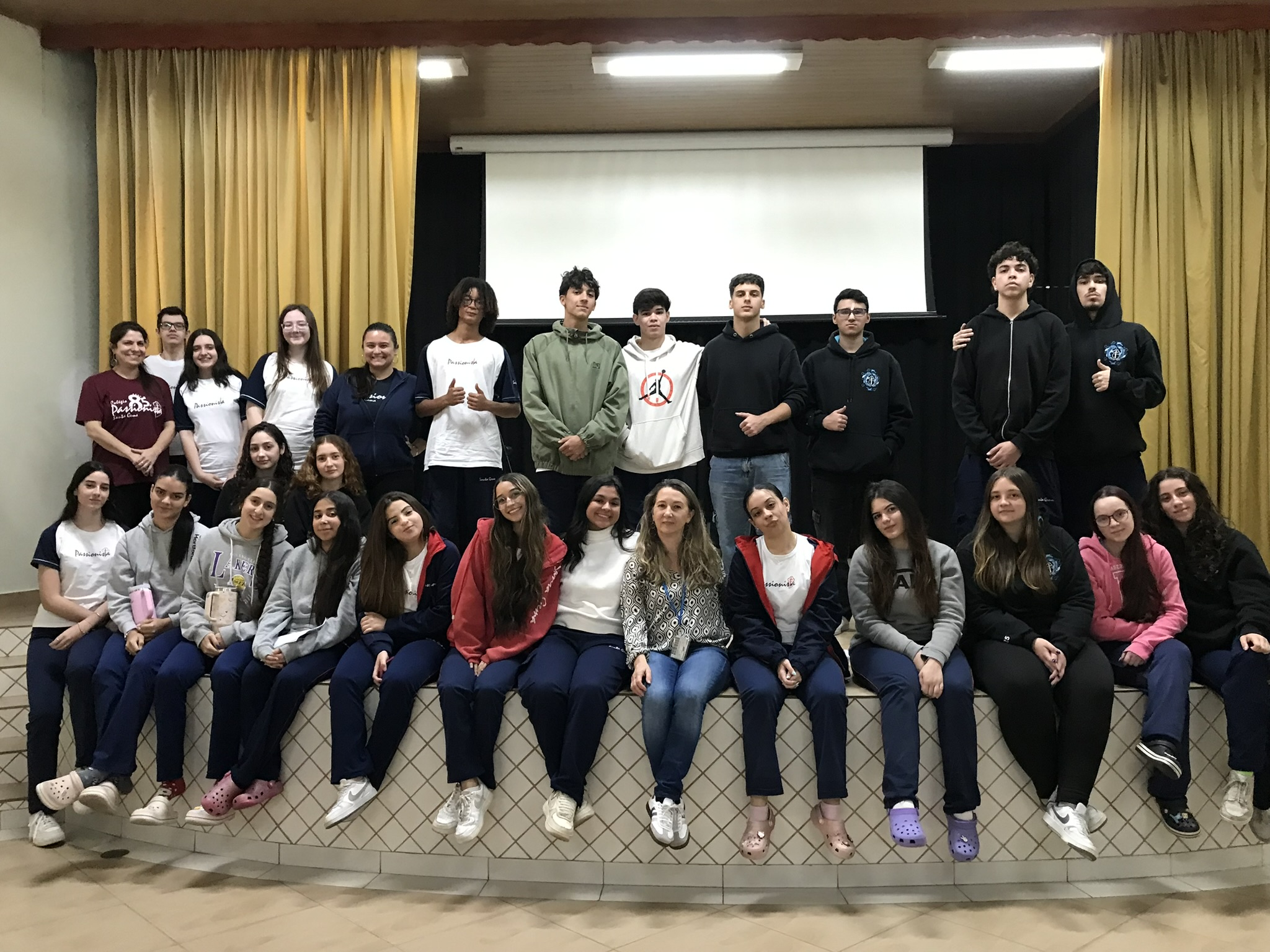 Palestra Mulheres na Cincia Santa Gema