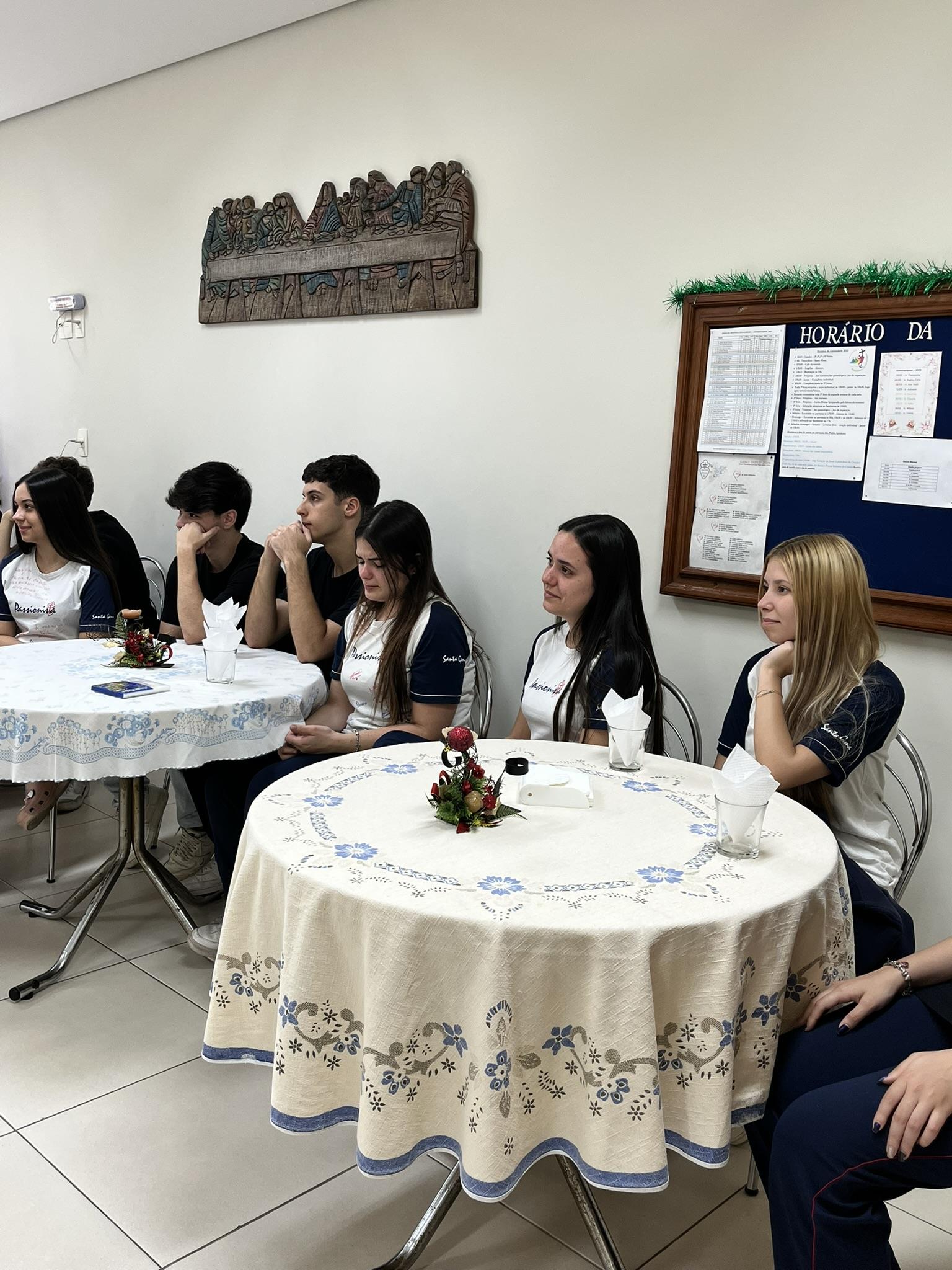 Caf da Manh Especial com os Formandos do 3 Mdio Santa Gema