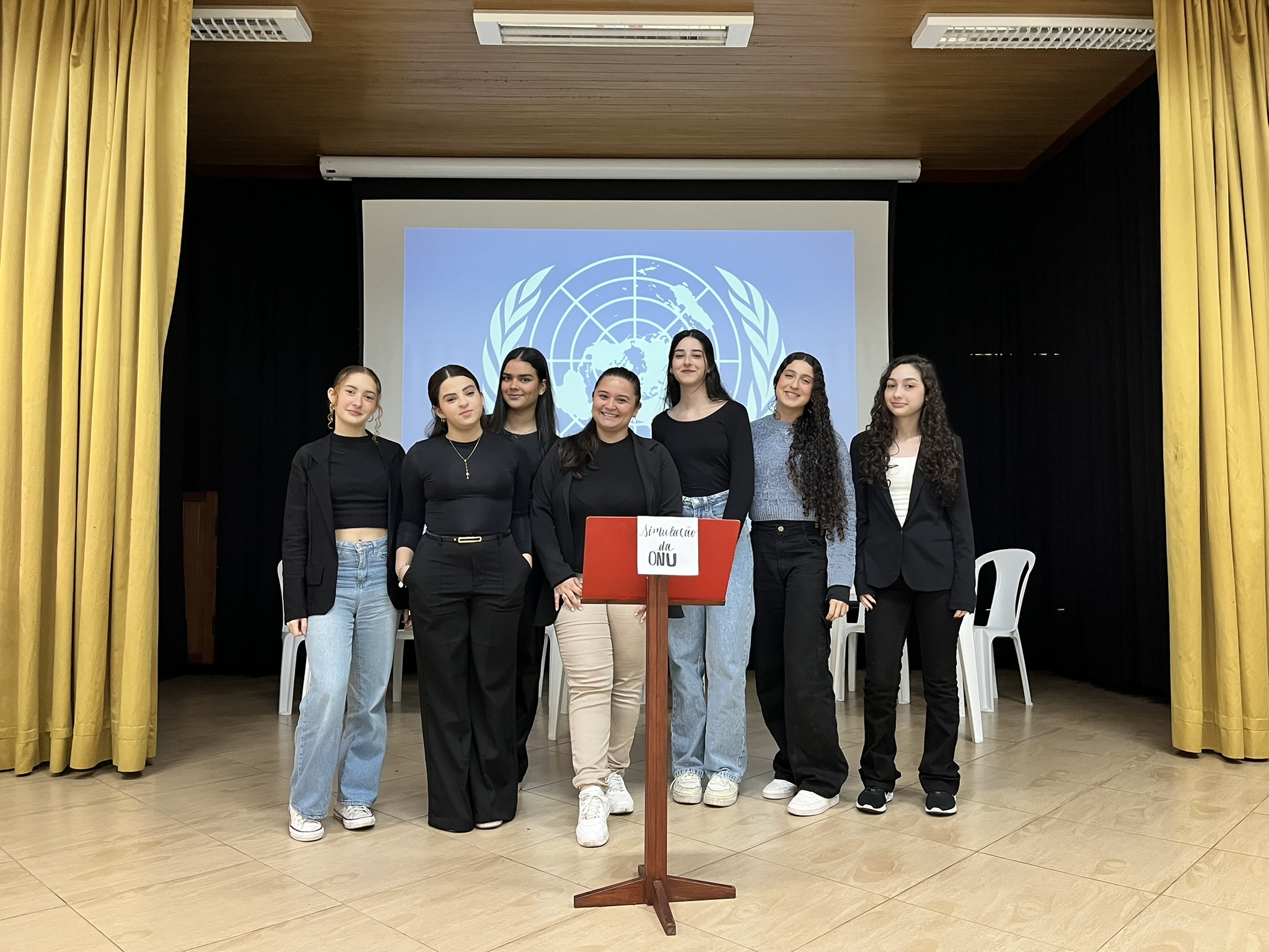 Simulao ONU - 2 Mdio Santa Gema