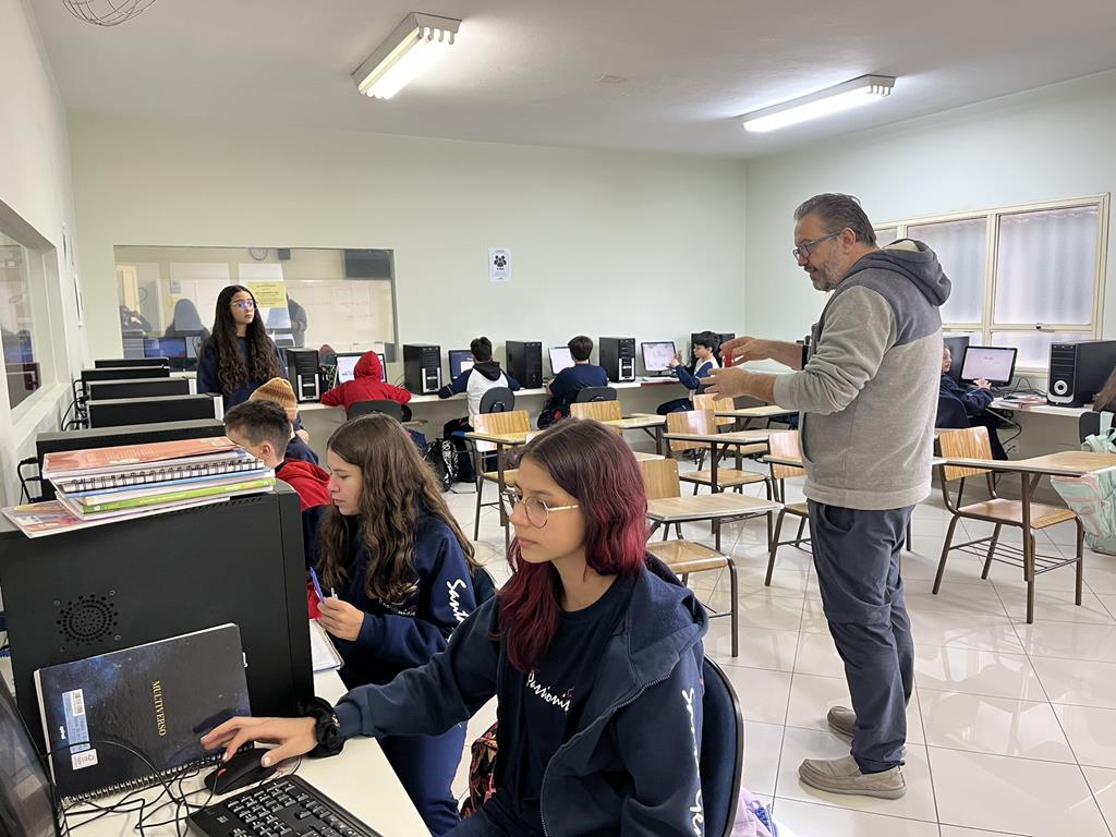 6� ano - Aula de Geografia Santa Gema